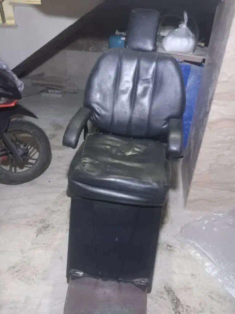 صندلی برقی آرایشگاه|آرایشگاه و سالنهای زیبایی|رشت, کوی مهر|دیوار