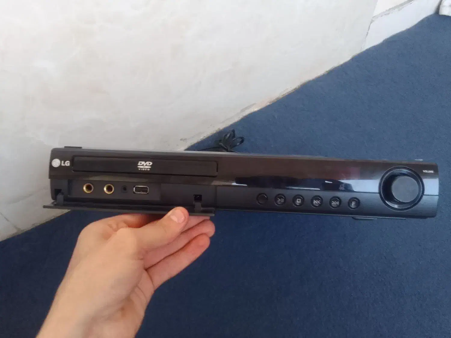 آمپ الجی همراه با ۲ باند فقط ۸۵۰|سیستم صوتی خانگی|اسلام‌شهر, شهرک قائمیه|دیوار