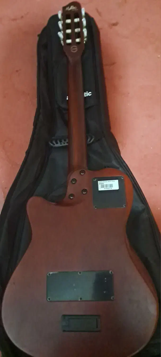 Godin گیتار الکتروکلاسیک گودین نو نو 220تومن|گیتار، بیس، امپلیفایر|شیراز, رکن‌آباد|دیوار