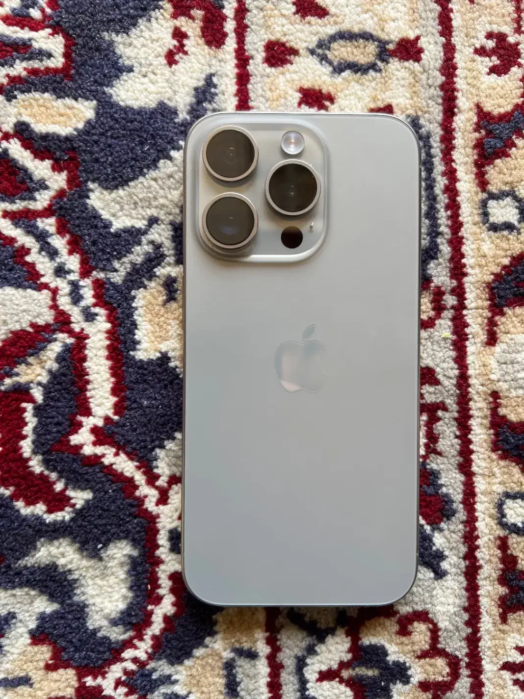 Iphone 15 pro|موبایل|شیراز, ریشمک|دیوار