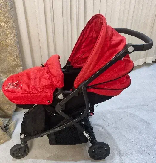 کالسکه و کریر|کالسکه و لوازم جانبی|رشت, دیلمان|دیوار