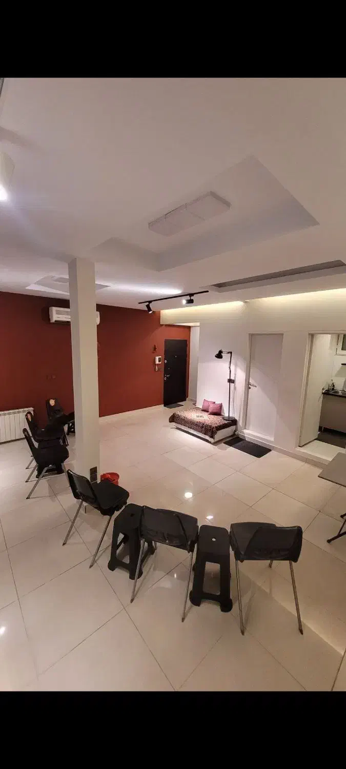 فضای هنری برای اجاره|اجارهٔ کوتاهمدت دفتر کار و فضای آموزشی|تهران, امام زاده قاسم (نیاوران)|دیوار