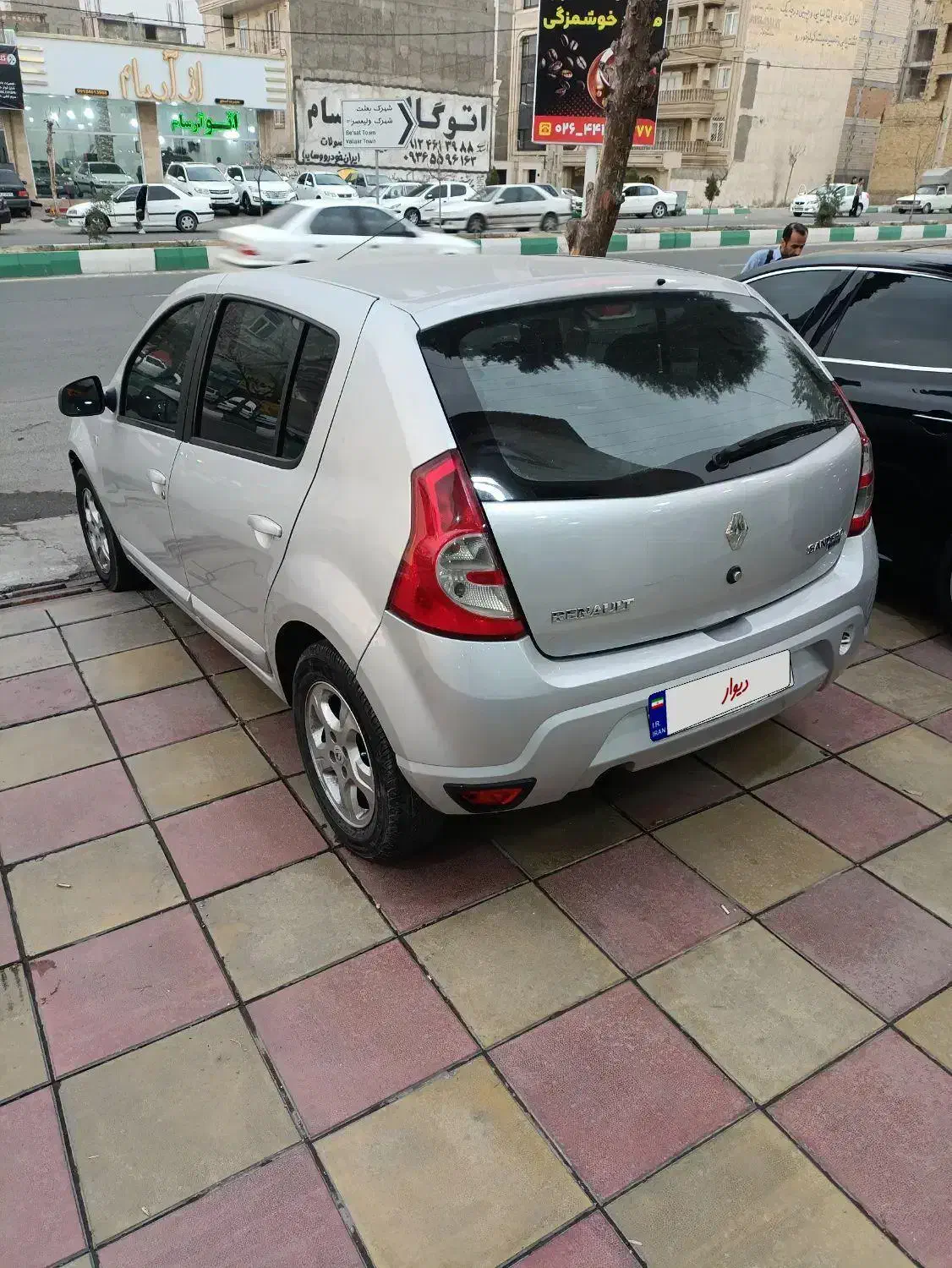 ساندرو|خودرو سواری و وانت|هشتگرد, شهرک بعثت|دیوار