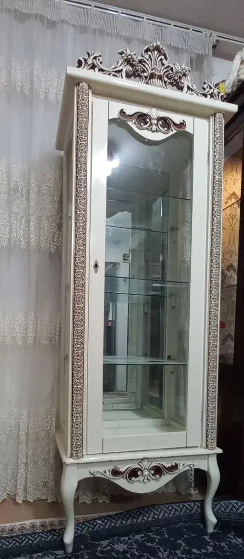 گنجه کرم رنگ ۴ طبقه|بوفه، ویترین، کنسول|مشهد, آبادگران|دیوار