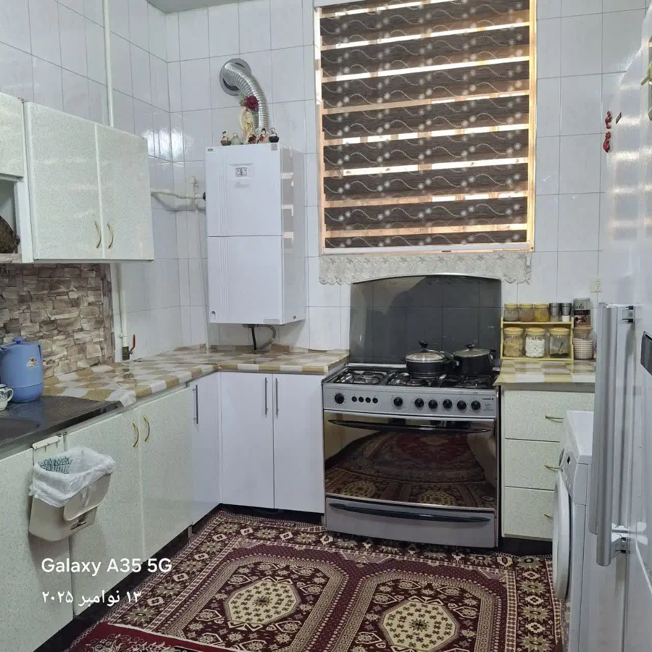 کابینت خیلی تمیز در حد نو|آب‌چکان و نظم‌دهنده ظروف|یزد, |دیوار