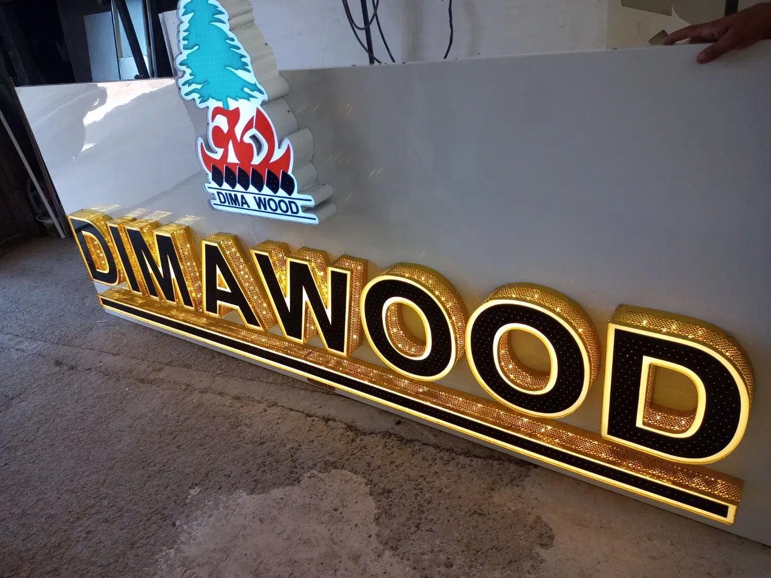 تابلو چلنیوم و نما کامپوزیت|خدمات پیشه و مهارت|کوهدشت, |دیوار