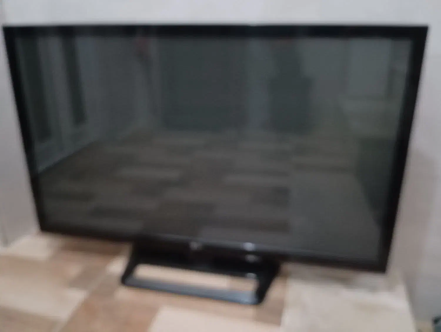 LCD|تلویزیون و پروژکتور|شیراز, کرونی(خاتونک)|دیوار