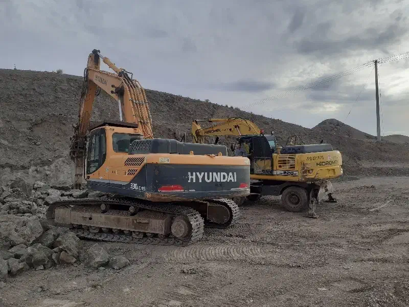 استخدام راننده بیل مکانیکی|استخدام حمل و نقل|بیرجند, |دیوار