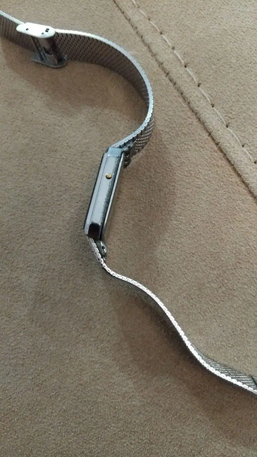 ساعت دو زمانه|ساعت|صومعه‌سرا, |دیوار