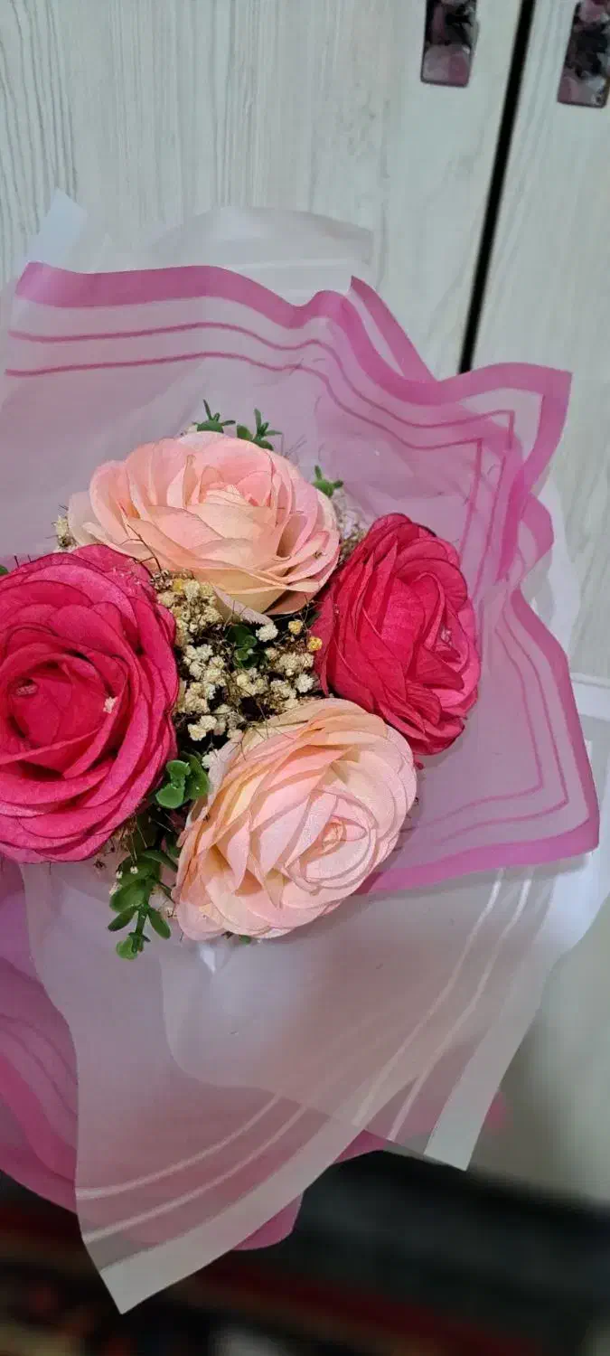 دسته گل مصنوعی ۴ شاخه رز|گل مصنوعی|تبریز, |دیوار