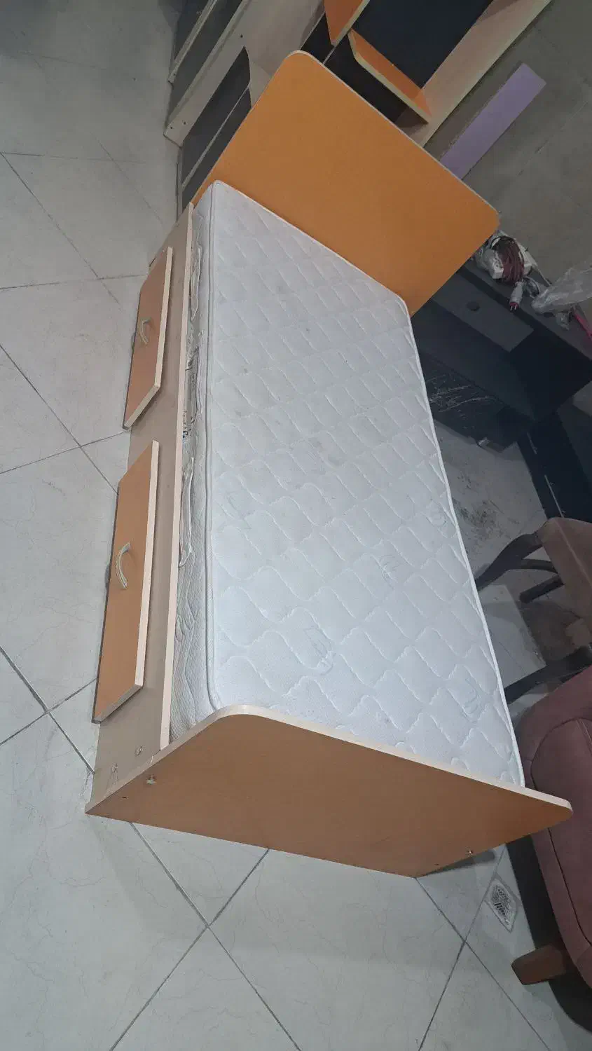 تخت نوجوان کشودار|تخت و سرویس خواب|سمنان, |دیوار