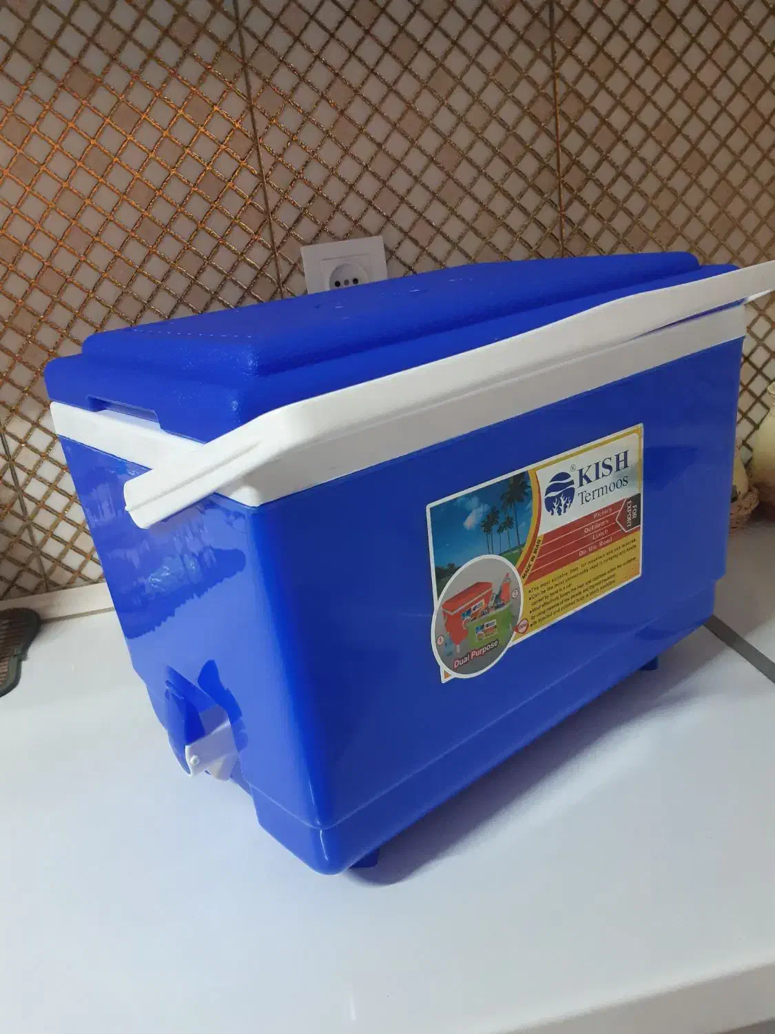 کلمن مسافرتی|ظروف نگهدارنده، پلاستیکی، یک‌بارمصرف|شیروان (خراسان), |دیوار