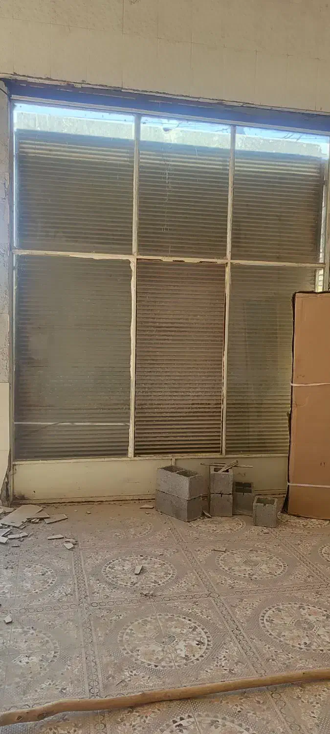 درب و کرکره3ونیم در3ونیم،3عدد|مصالح و تجهیزات ساختمان|کرخه, |دیوار