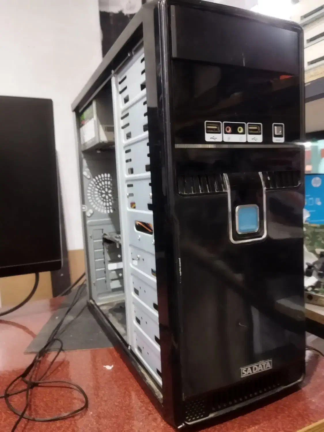 کیس گیمینگ متوسط i3 رم 16 گرافیک 2 SSD|رایانه رومیزی|شیراز, وصال|دیوار