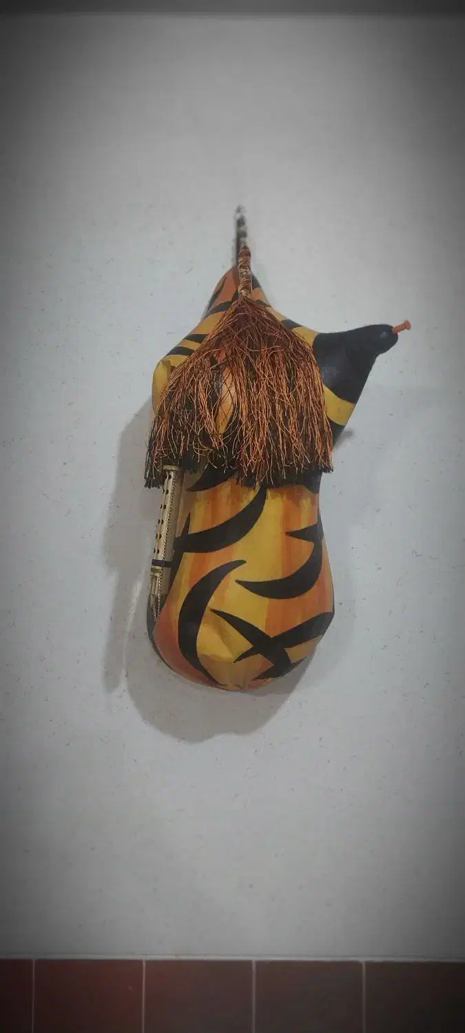 نی انبان نی همبون نی همبونه|سازهای بادی|لنجان, |دیوار