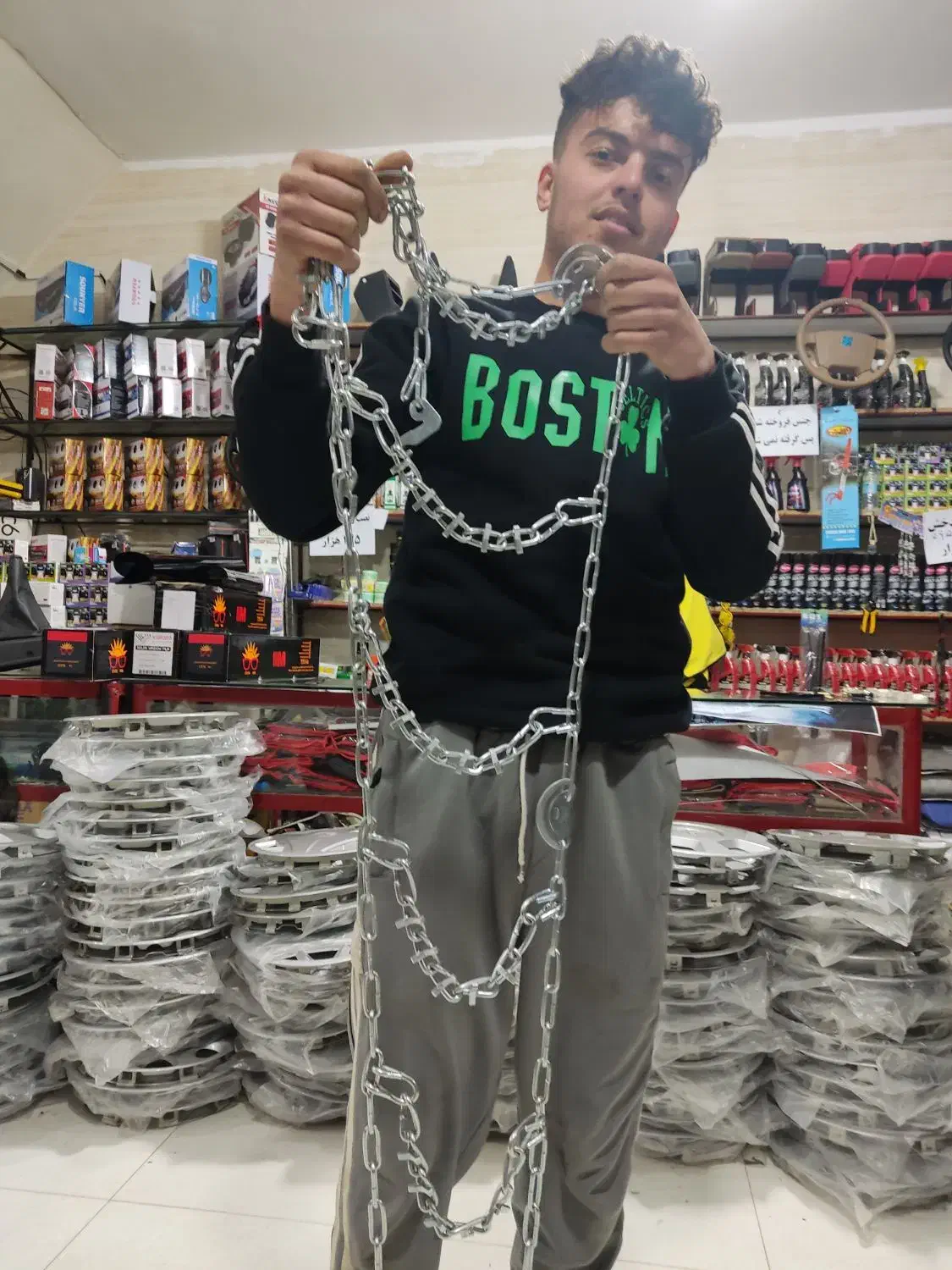 زنجیر چرخ|قطعات یدکی و لوازم جانبی|خرم‌آباد, |دیوار