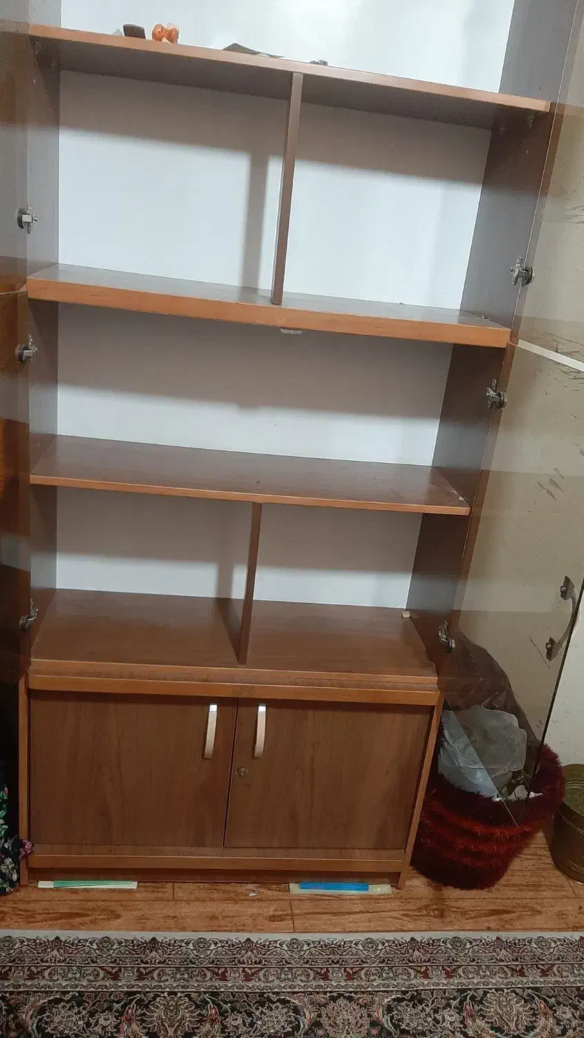 کتابخانه|کتابخانه، شلف، قفسه‌های دیواری|شاهین‌شهر, سعدی جنوبی|دیوار