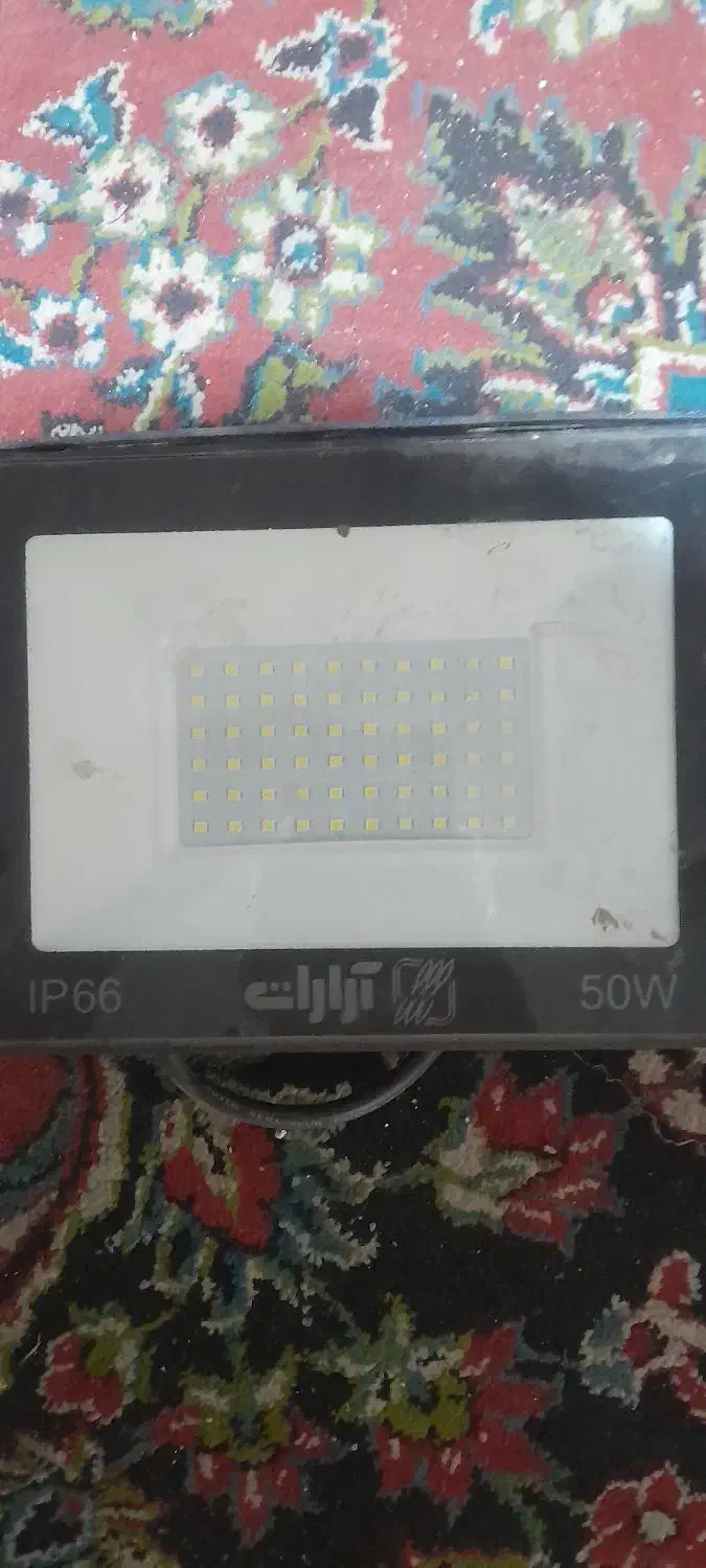 پرژکتور ۵۰ وات|لامپ و چراغ|نجف‌آباد, طالقانی|دیوار