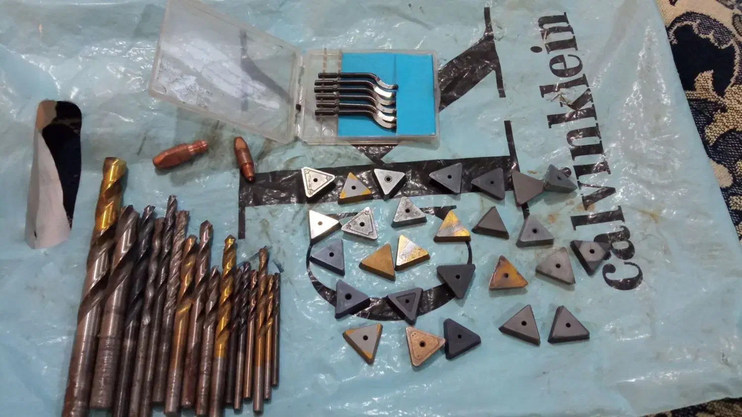 مته والماس سه گوش|ابزارآلات|قدس, شهرقدس|دیوار