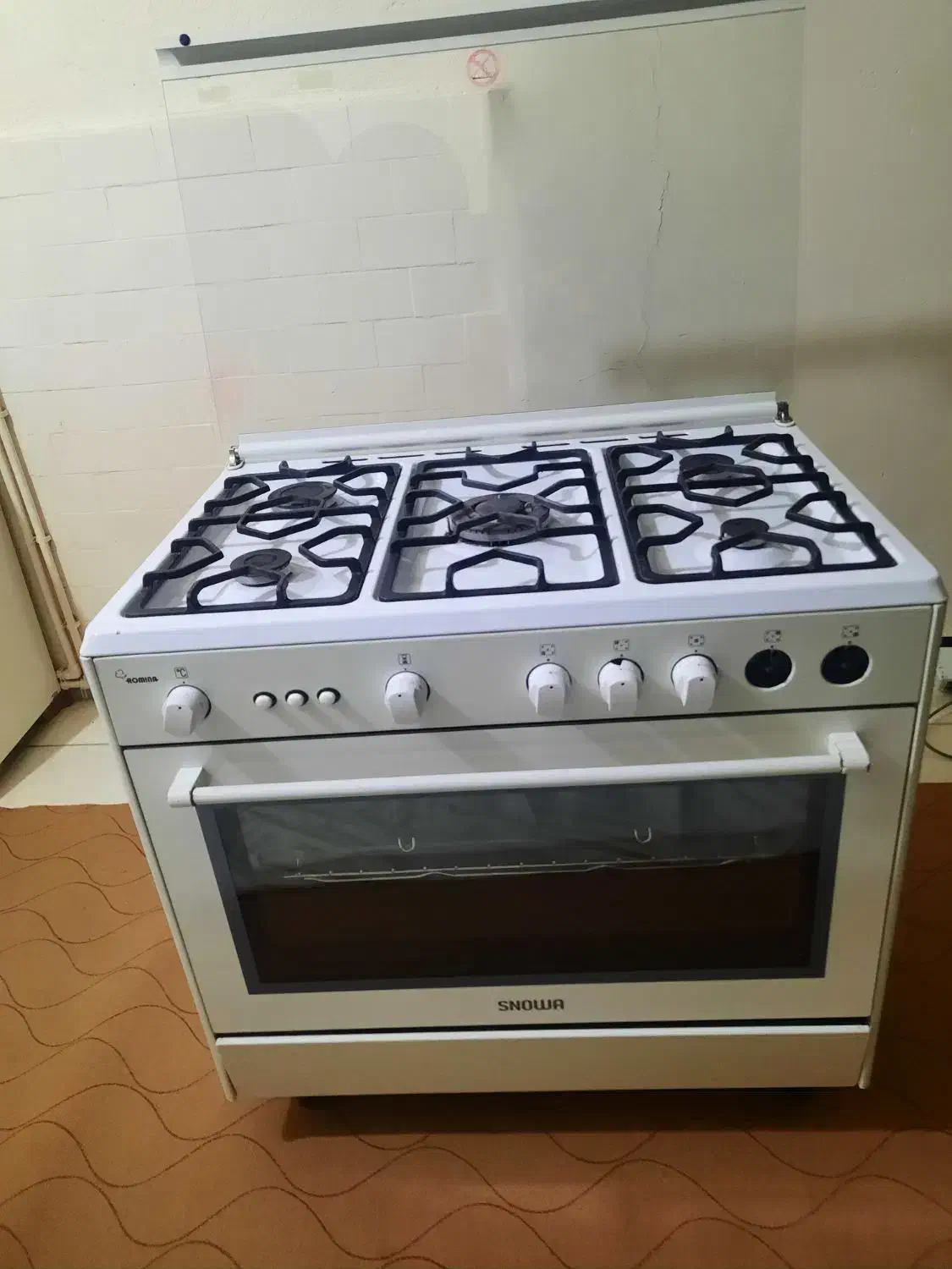 اجاق گاز پنج شعله اسنوا مدل رومینا|اجاق گاز و لوازم برقی پختوپز|پارسآباد, |دیوار