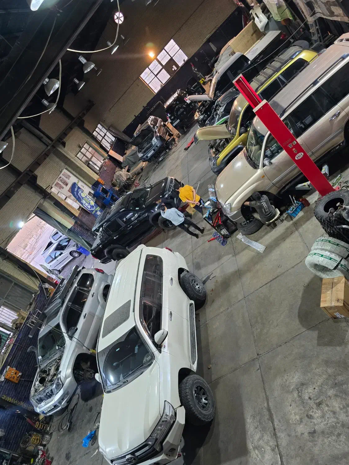 مکانیک ماهر ، جلوبندی کار و شاگرد خودروهای آفرودی|استخدام صنعتی، فنی، مهندسی|تهران, خلیج فارس|دیوار