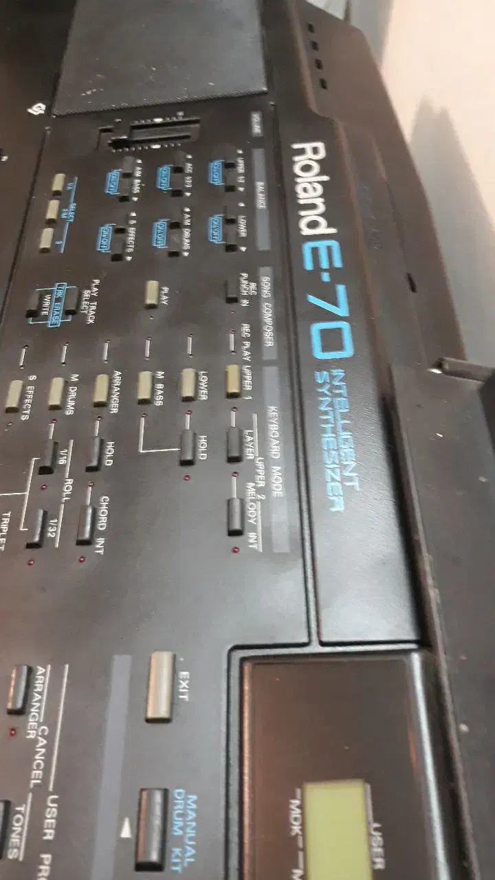 ارگ رولند ROLAND|پیانو، کیبورد، آکاردئون|لاهیجان, بازکیاگوراب|دیوار