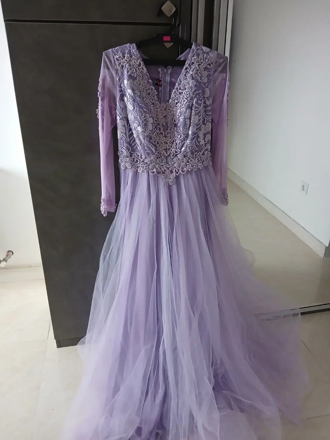 پیراهن مجلسی|لباس|قائم‌شهر, |دیوار