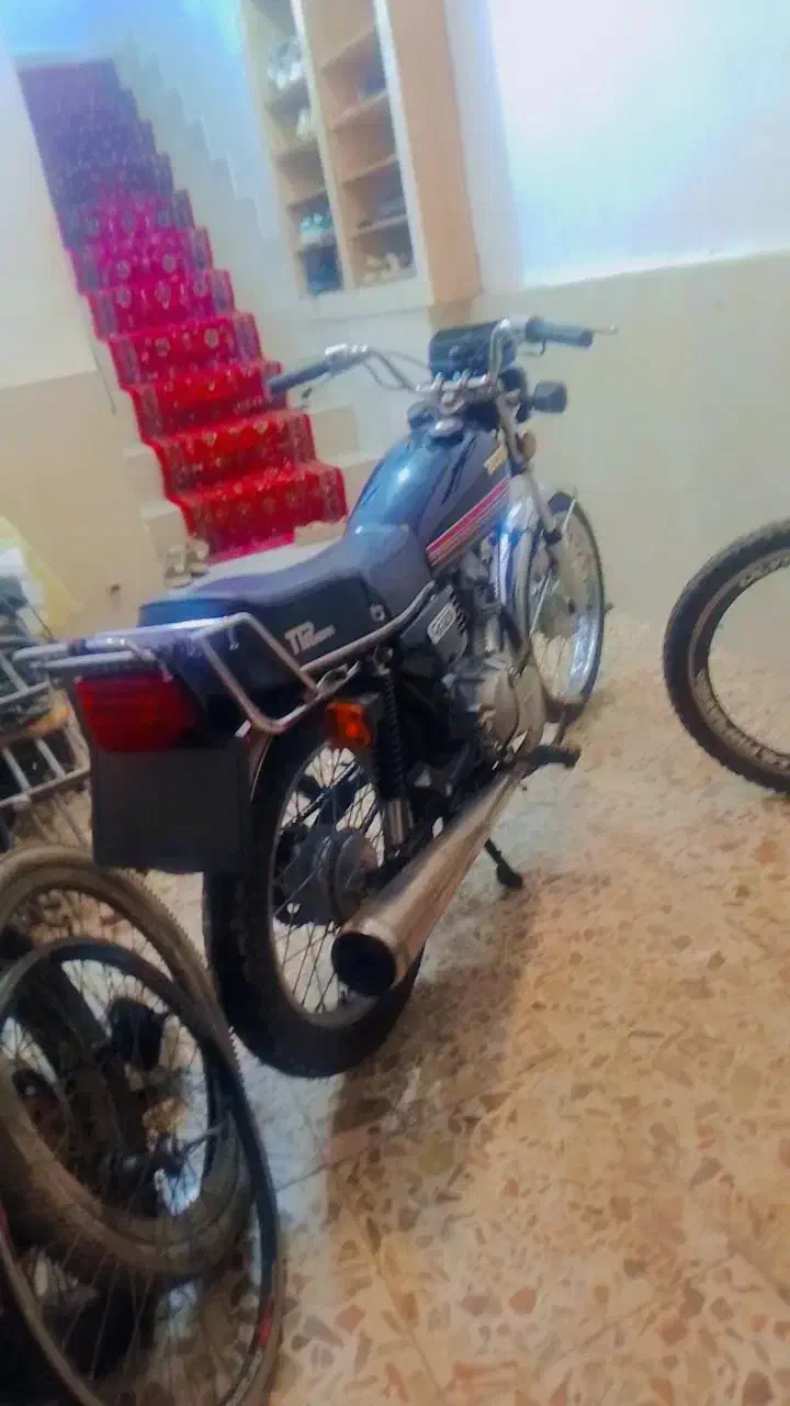 هندا۱۲۵ مزایده  مدل۸۶|موتورسیکلت|لاهیجان, لیالستان|دیوار