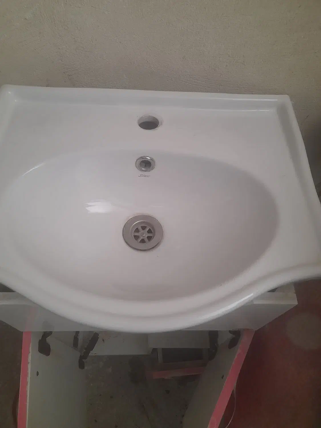 روشویی کابینتی با آیینه کارکرده|لوازم سرویس بهداشتی|ملایر, |دیوار