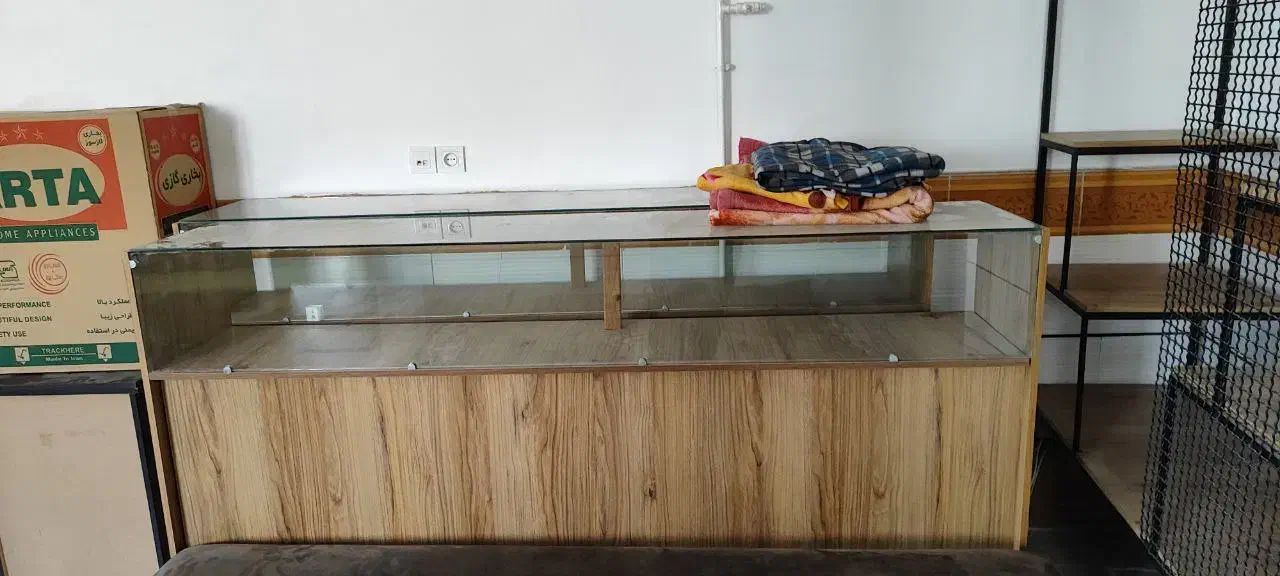 دکوراسیون|فروشگاه و مغازه|اقبالیه, |دیوار