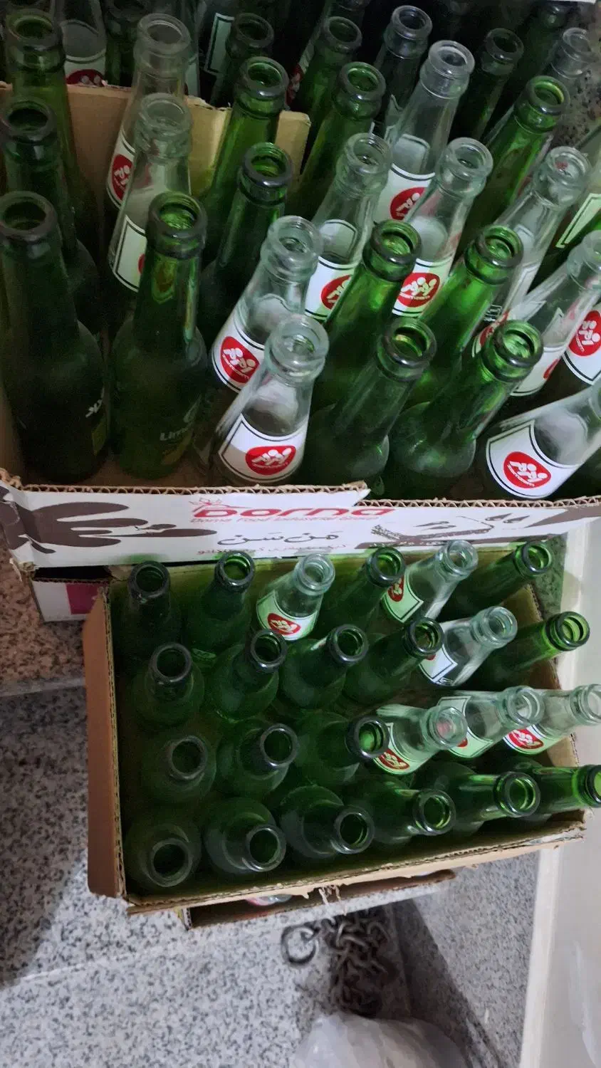 بطری نوشابه ولیموناد زمزم|ظروف نگهدارنده، پلاستیکی، یکبارمصرف|اصفهان, سروستان|دیوار