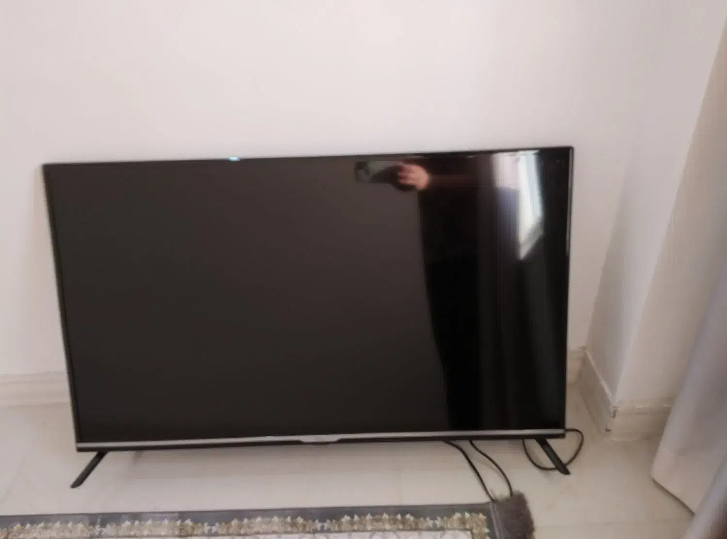 تلویزیون ۴۲اینچ|تلویزیون و پروژکتور|رشت, رودبارتان|دیوار