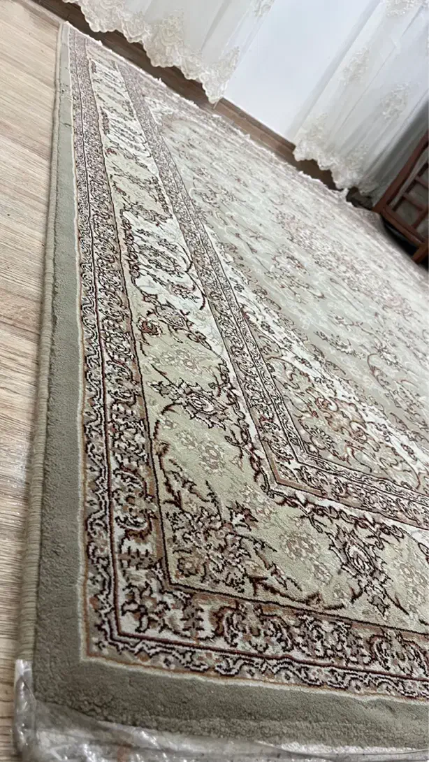 فرش ۷۰۰ شانه|فرش|کوچصفهان, |دیوار