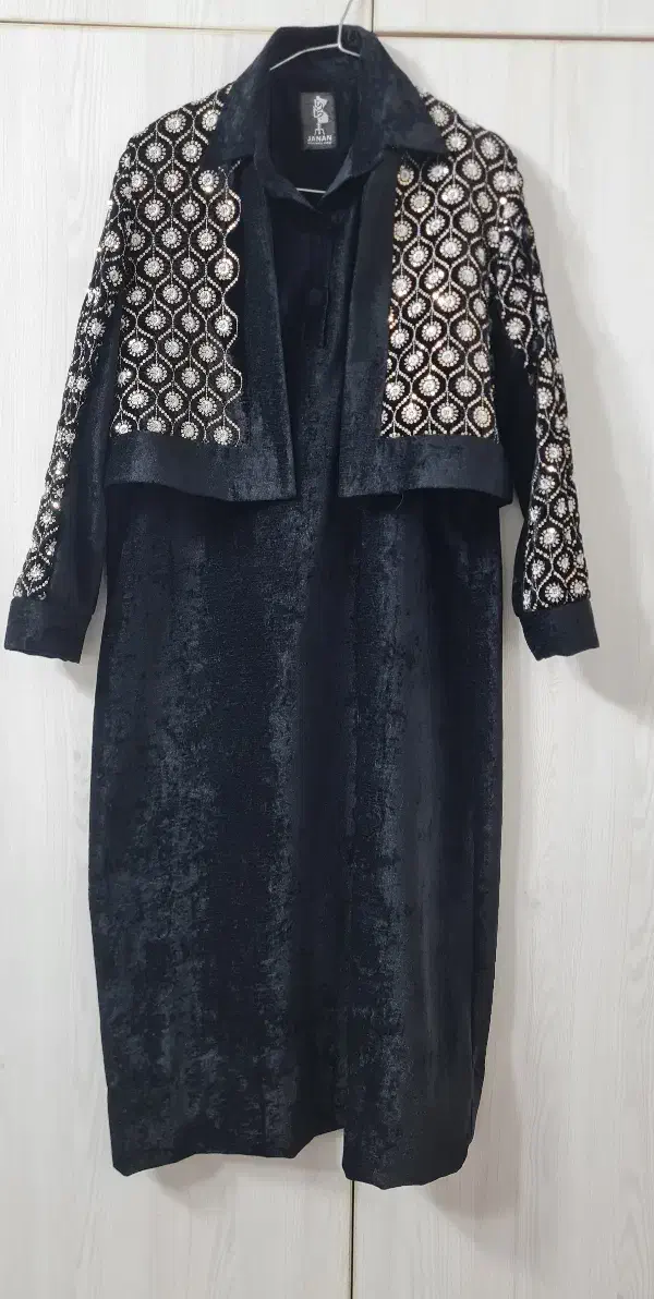 لباس|لباس|کاشان, زیدی|دیوار