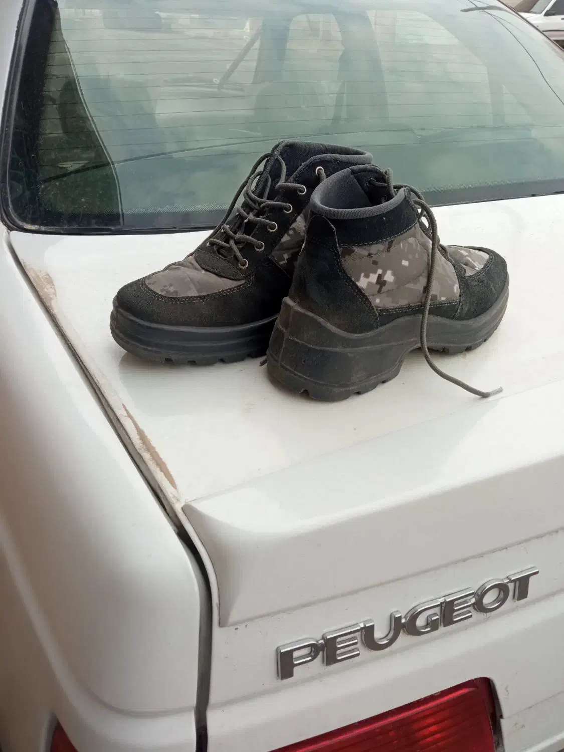 کفش نیم بوت سایز ۴۱ بزرگ پا|کیف، کفش، کمربند|تربت جام, نظامی|دیوار