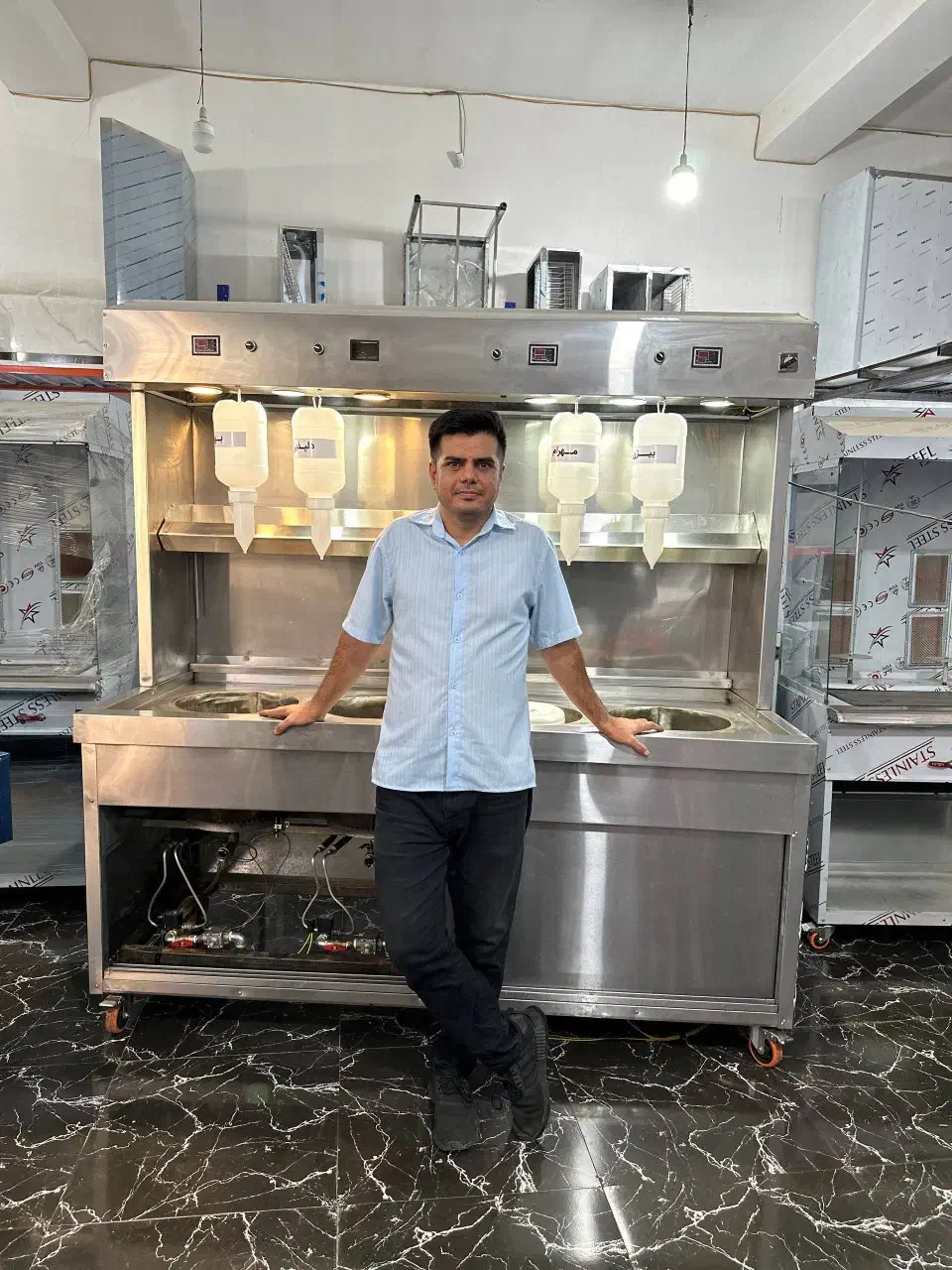 فر ریلی موتور پائین دیسپلی تاپینگ گریل سرخ کن|کافی‌شاپ و رستوران|تهران, چیتگر جنوبی|دیوار