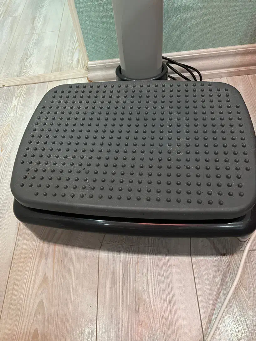 دستگاه لاغری( وییراتور ایستاده)|تجهیزات ورزشی|رشت, گلسار|دیوار