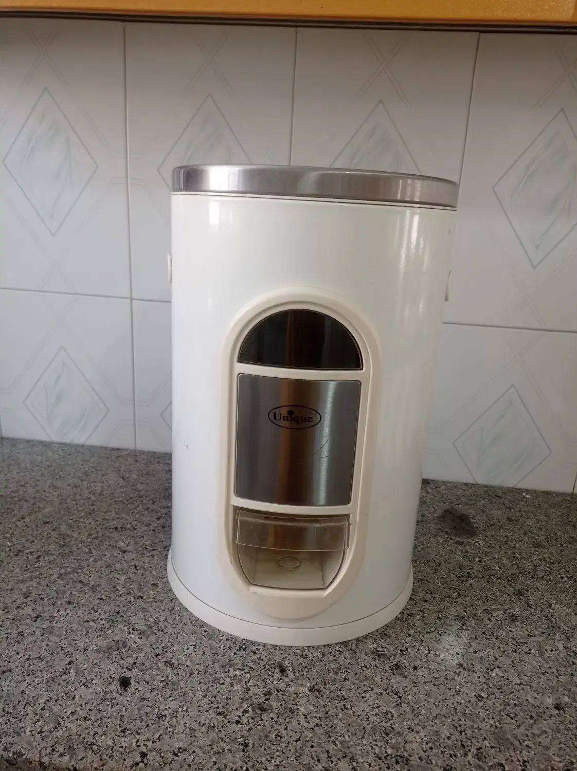 سرویس حبوبات یونیک|ظروف نگهدارنده، پلاستیکی، یکبارمصرف|ملایر, |دیوار