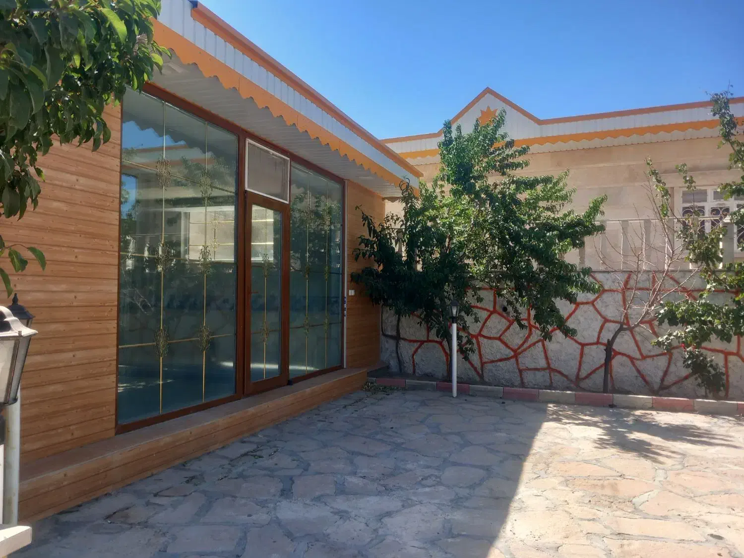 اجاره ویلا استخر دار باسمنج|اجارهٔ کوتاهمدت ویلا و باغ|باسمنج, |دیوار