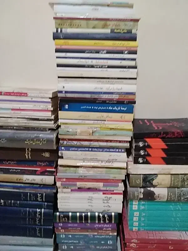 فروش کتابخانه شخصی|کتاب و مجله تاریخی|اراک, |دیوار