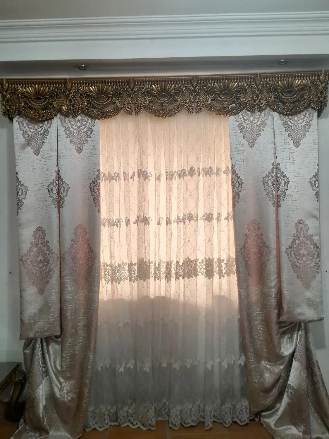 پرده پذیزایی|پرده، رانر، رومیزی|رشت, پیرکلاچای|دیوار