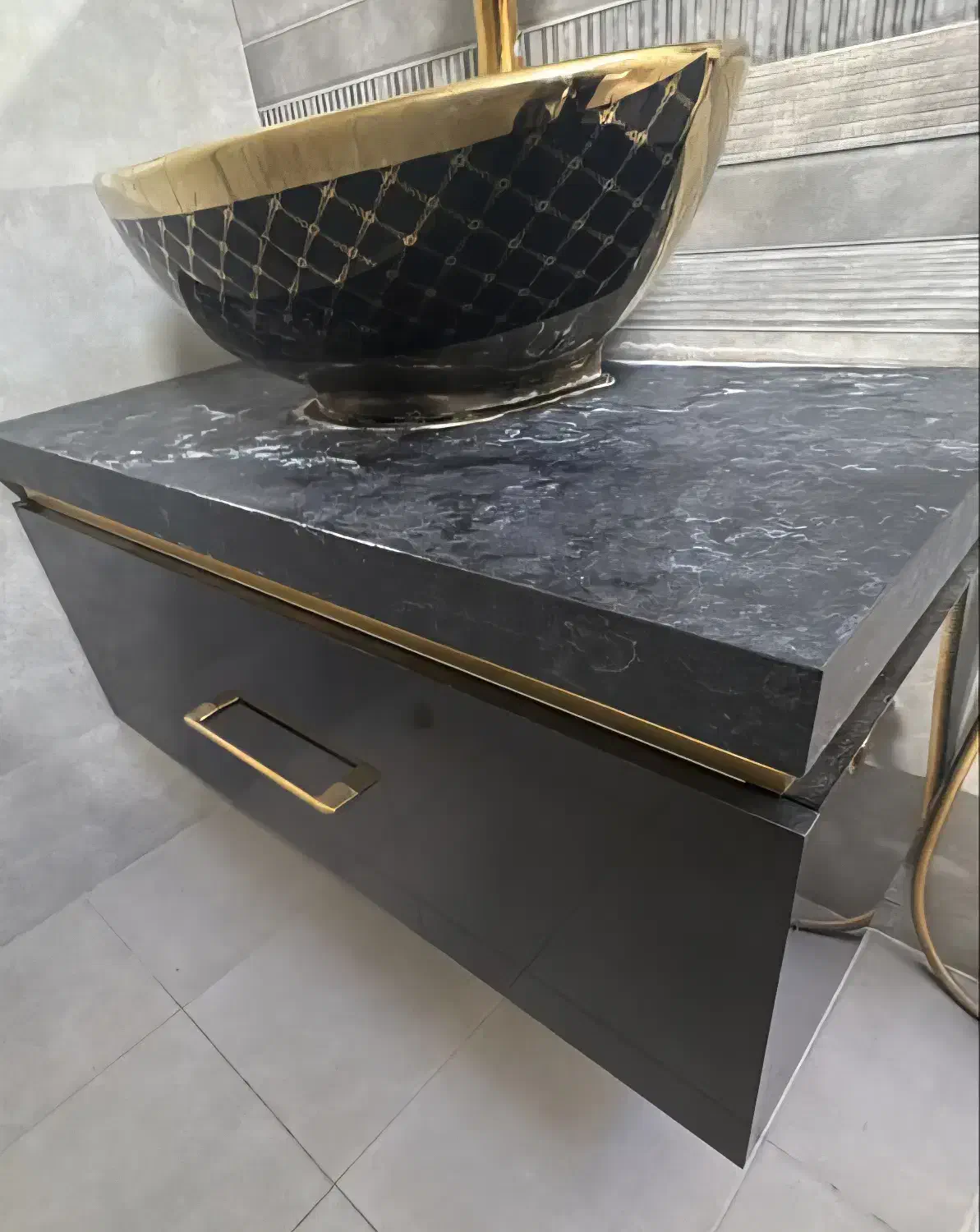 روشویی و کمد|لوازم سرویس بهداشتی|اصفهان, باغ زرشک|دیوار