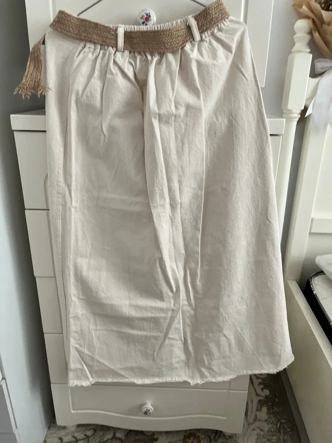 دامن لینن جلو دکمه|لباس|قدس, شهرک دانش|دیوار