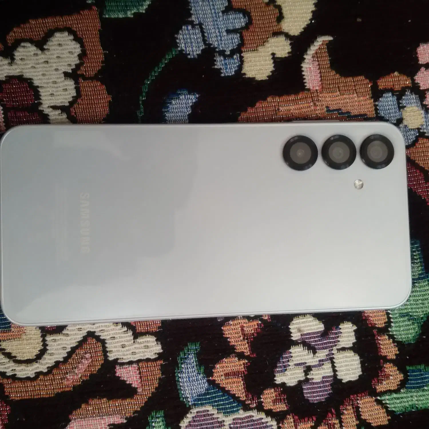 گوشی a16 بسیار تمیز|موبایل|قم, علی آباد سعدگان|دیوار