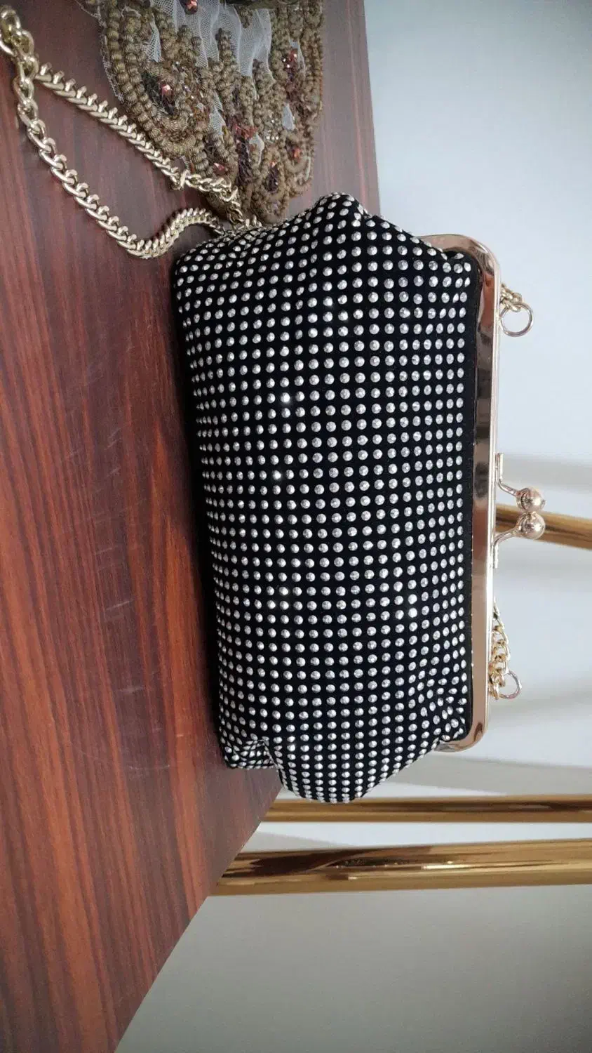 کیف مجلسی|کیف، کفش، کمربند|قلعه نو, |دیوار