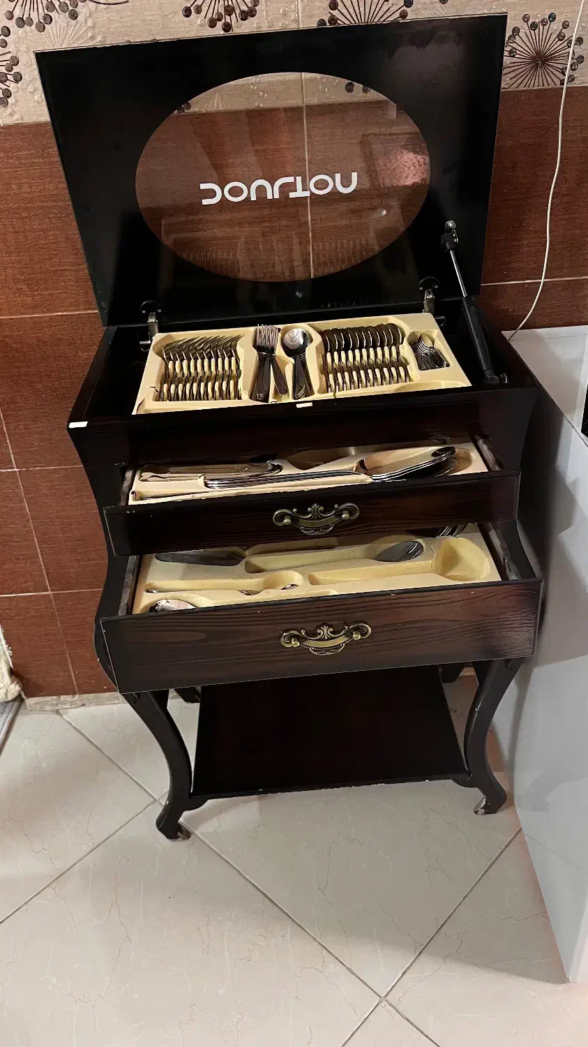 جاقاشقی پایه دار چوبی|آب‌چکان و نظم‌دهنده ظروف|اراک, |دیوار