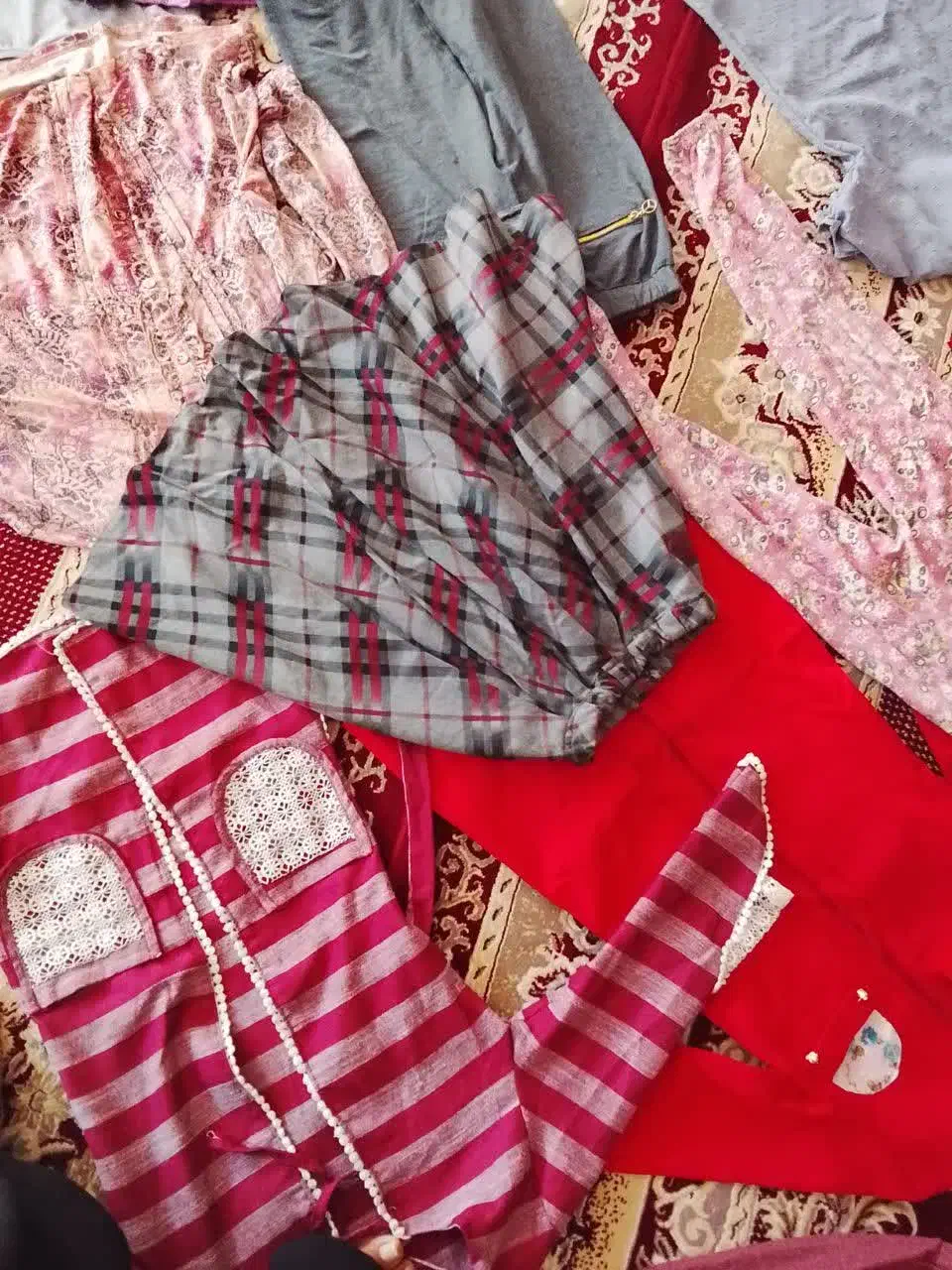 مقداری وسیله دوتا پلاستیک فروش میرسد  مخلوط|حراج|لردگان, |دیوار