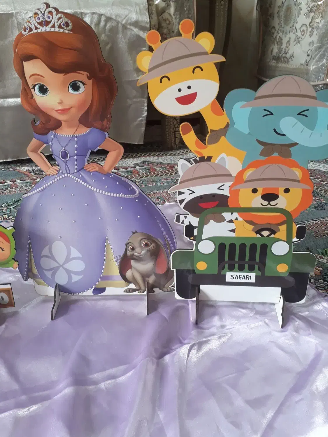 استند ایستاده تولد وجشنها|اسباببازی|تهران, کیانشهر|دیوار