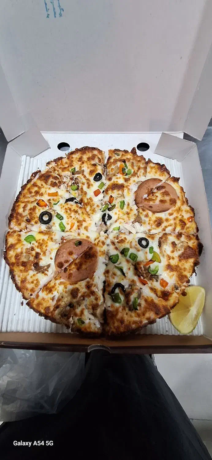 نیرو ساده خانم جهت کار در فست فود سیفت صبح|استخدام خدمات فروشگاه و رستوران|سیرجان, |دیوار