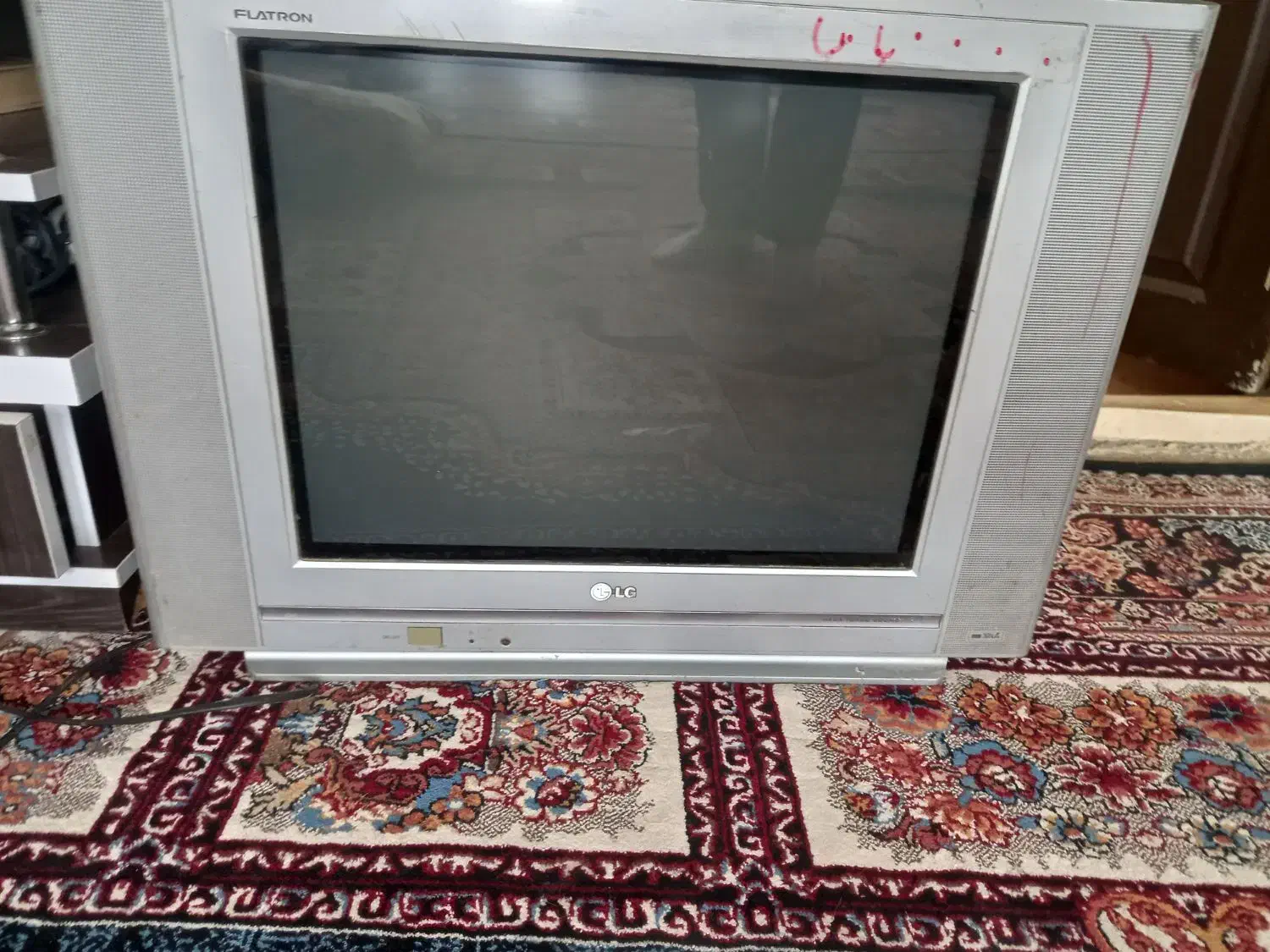 تلویزیون۲۹اینچ|تلویزیون و پروژکتور|الیگودرز, |دیوار